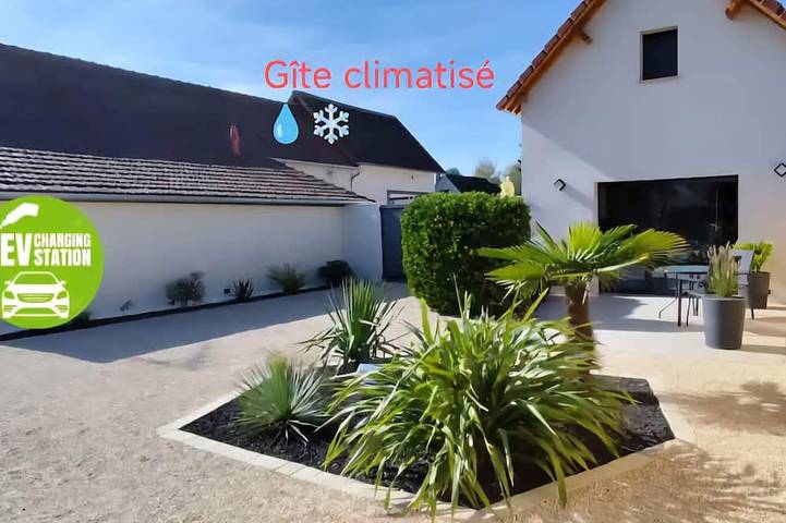 Location de vacances pour 5 personnes, avec jardin à Les Montils - 4