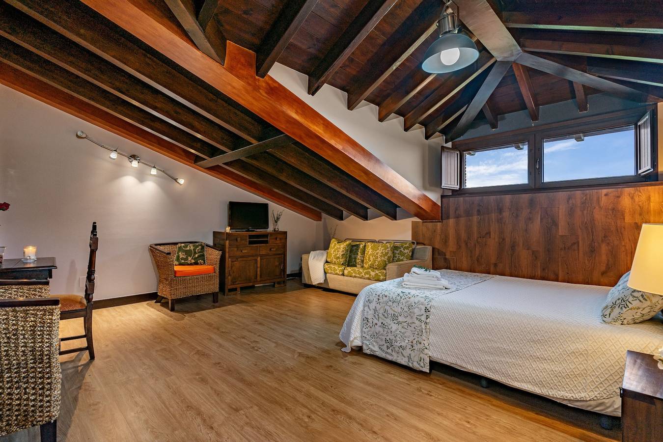 Habitación Familiar 9 Casona Los Gamonales in Carreño, Costa Verde