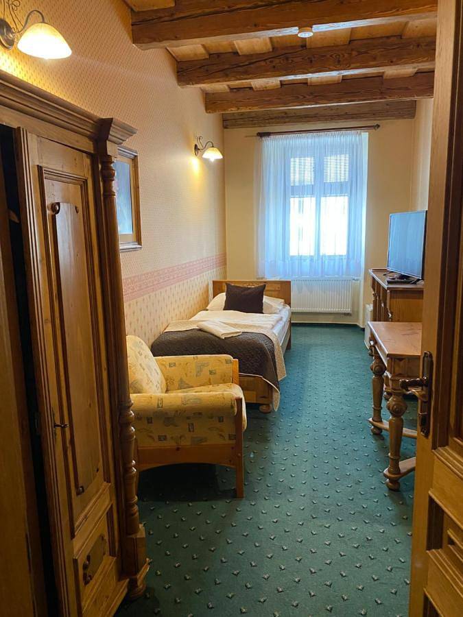Hotel, z Taras i Widok w Frydek-Mistek