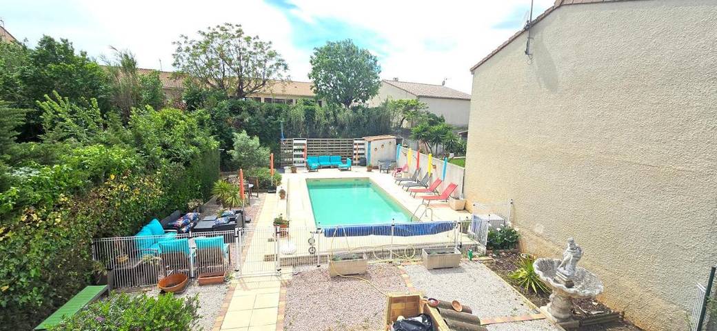 Chalet para 8 personas, con jardín y piscina - 1