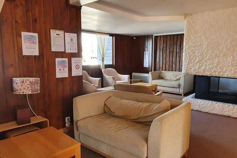 Ganze Wohnung, Bis 50m skipiste, 8te Etage, balkon, fernseher, schließfach für die skier, 30m², Les Orres in Les Orres, Nationalpark Écrins