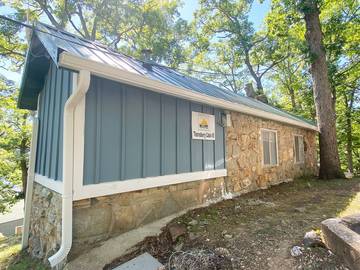 Log Cabin for 4 Guests in Lake of the Ozarks, Ozark Mountains, Picture 1