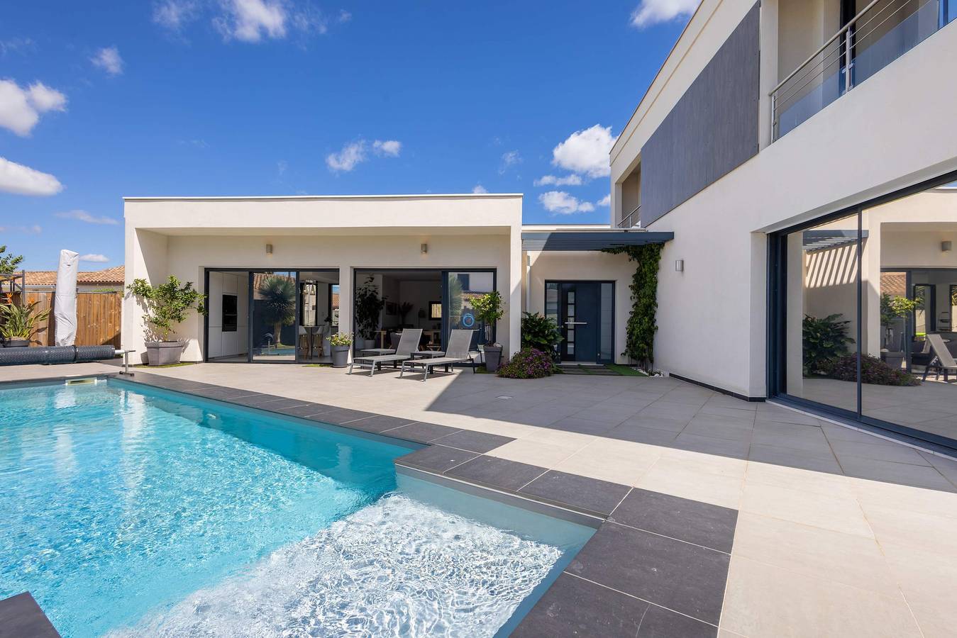 Valras'Loc Villa Serena  Pool in Sérignan, Mittelmeerküste (Frankreich)