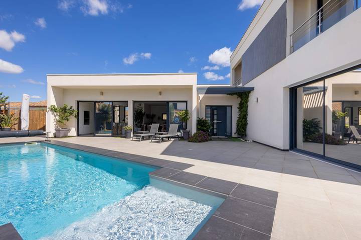 Villa Serena Pool Â· Valras'Loc in Sérignan, Côte méditerranéenne (France)