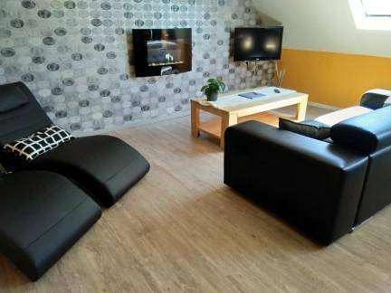Twin Room with Private Bathroom in Overpelt, Limbourg (Belgique)