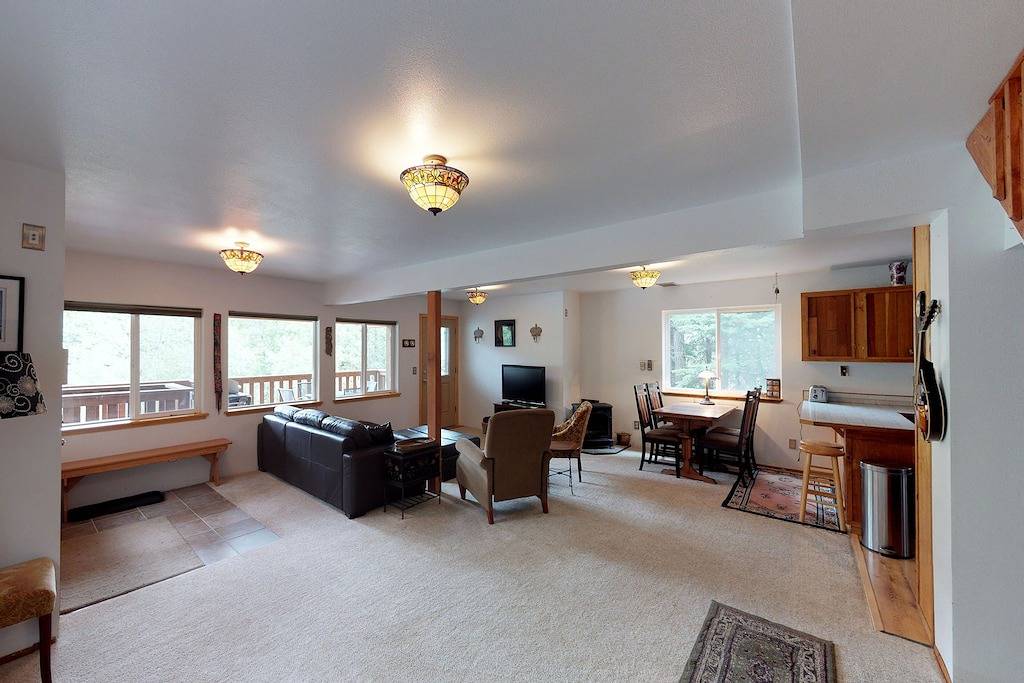 Hundefreundliches Chalet mit Whirlpool und ruhiger Lage, in der Nähe des Ozeans in Girdwood, Anchorage