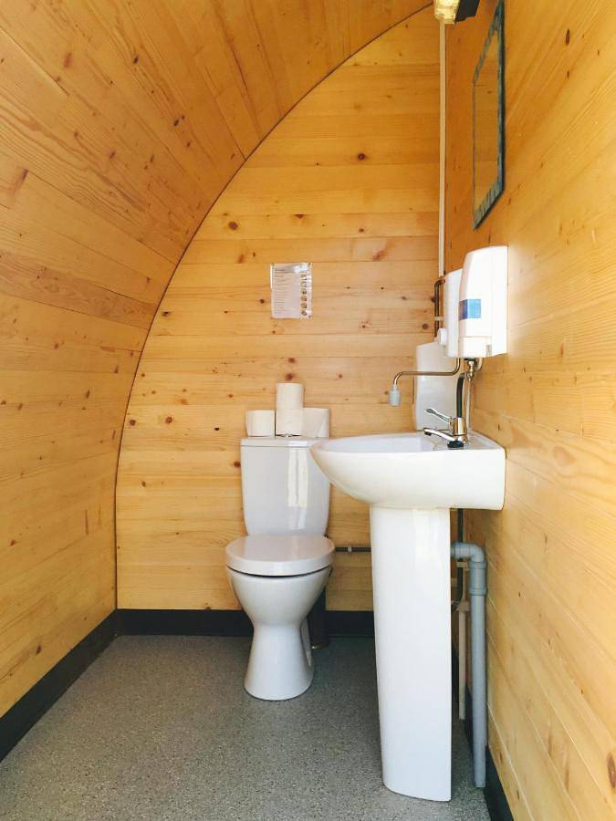 Camping für 2 Personen, mit Ausblick und Terrasse sowie Garten, mit Haustier in Nordirland - 4