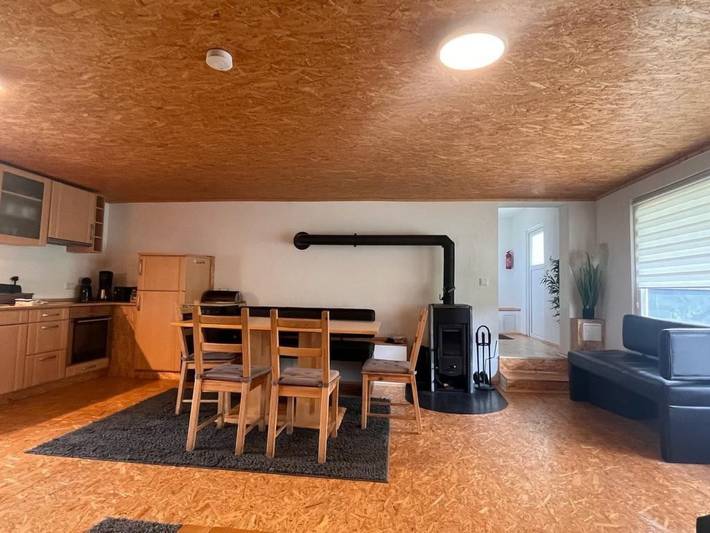 Ferienwohnung für 6 Personen, mit Terrasse und Garten sowie Pool in Bad Wildungen - 4