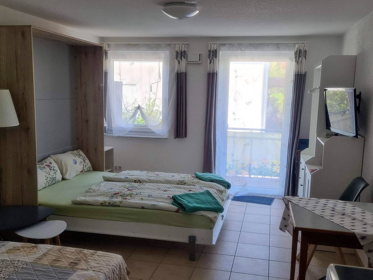 Ganze Ferienwohnung, Ferienwohnung Stadler - Ferienwohnung Sonne, 60qm, max. 4 Personen in Gaienhofen, Untersee