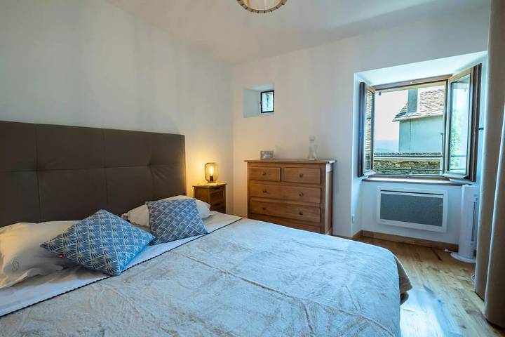 Gîte pour 4 personnes, avec terrasse et piscine à Saint-Germain-de-Calberte - 3