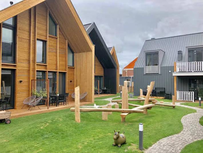 Ferienwohnung für 5 Personen, mit Balkon/Terrasse und Terrasse sowie Garten und Sauna