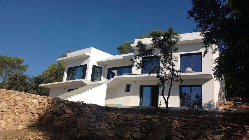 Villa pour 10 personnes, avec piscine ainsi que terrasse et jardin à Lorgues