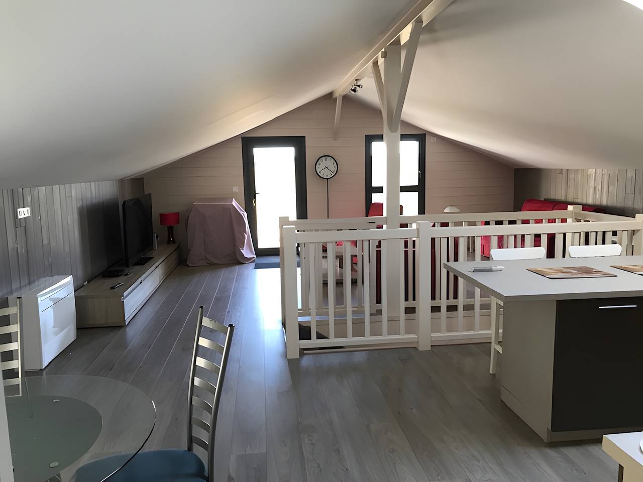 „Loft Grand Confort“ mit 3-Sterne-Klassifizierung, Pool, Wlan und Klimaanlage in Montalzat, Tarn-et-Garonne