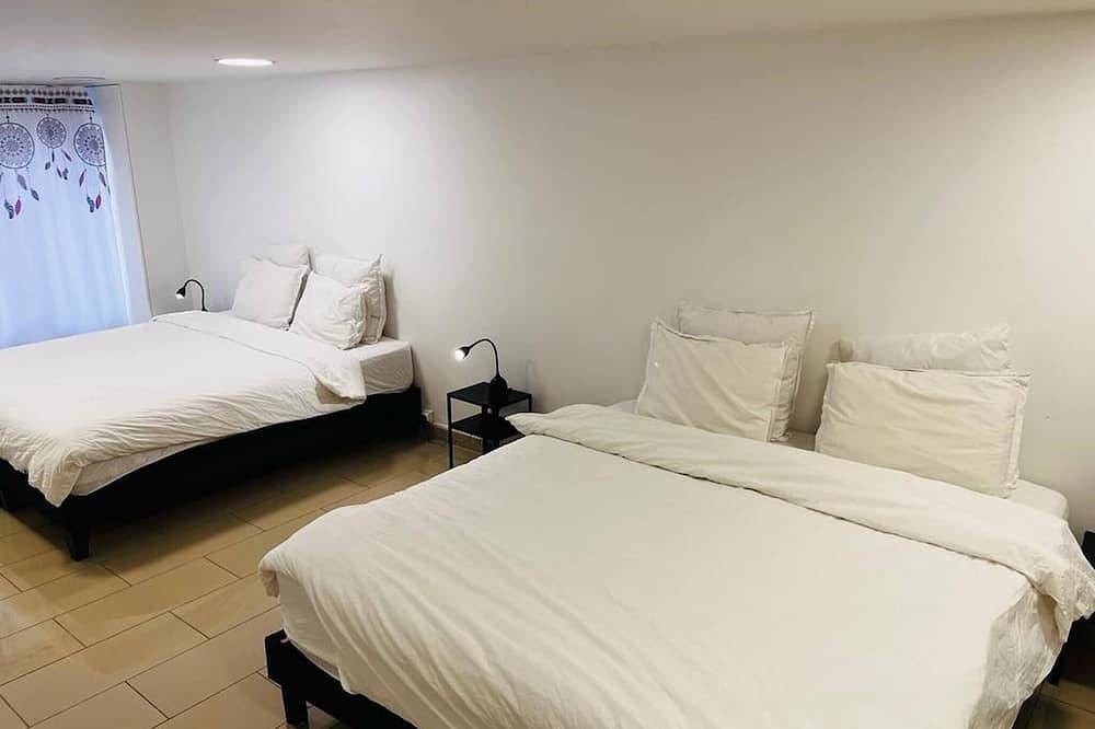 Spacious Apt 8 beds - With Terrace Near Cdg Disneyland - 30 Min in Villepinte, Seine-Saint-Denis