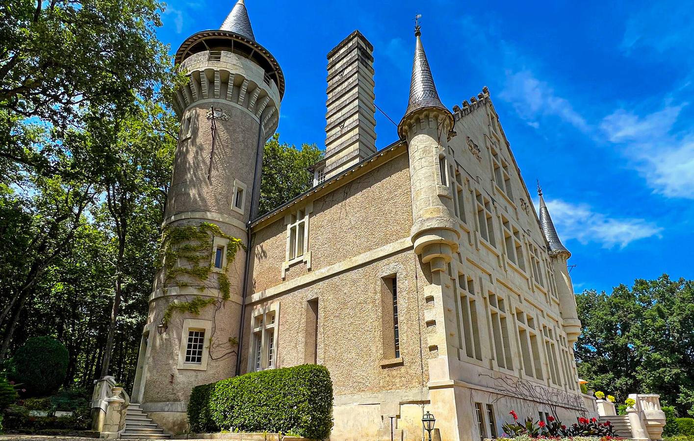 Appartement de luxe avec piscine, jardin et parking - 2km de Lencloître in Lencloître, Vienne (France)
