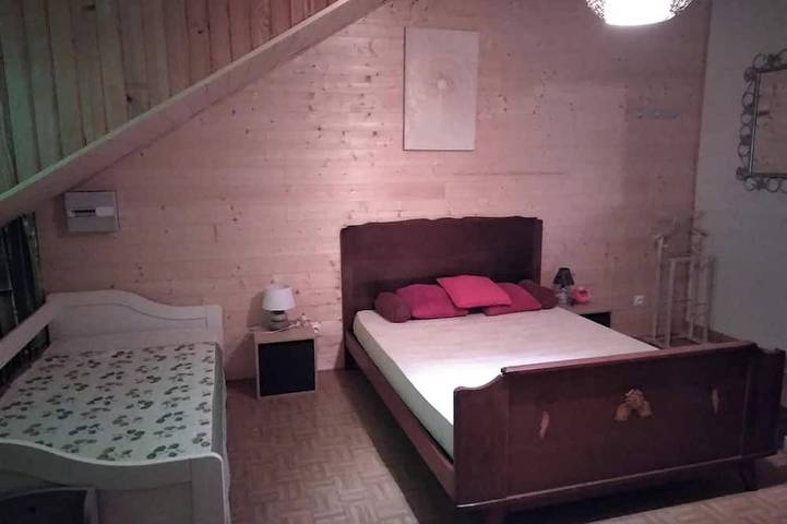 Location de vacances pour 8 personnes, avec jardin et balcon à Peyrat-le-Château - 2