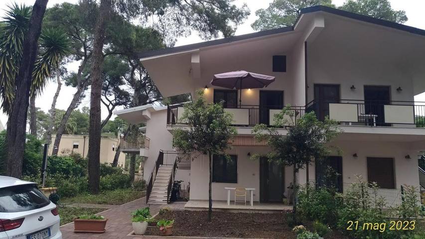 Casa vacanza per 4 persone, con Balcone e Terrazza nonché Giardino e Panorama a Castellaneta Marina