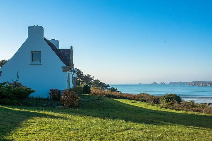 Gîte pour 6 personnes, avec terrasse et jardin dans Plage De Goulien