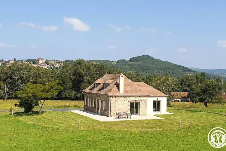 Location de vacances pour 6 personnes, avec terrasse à Végennes