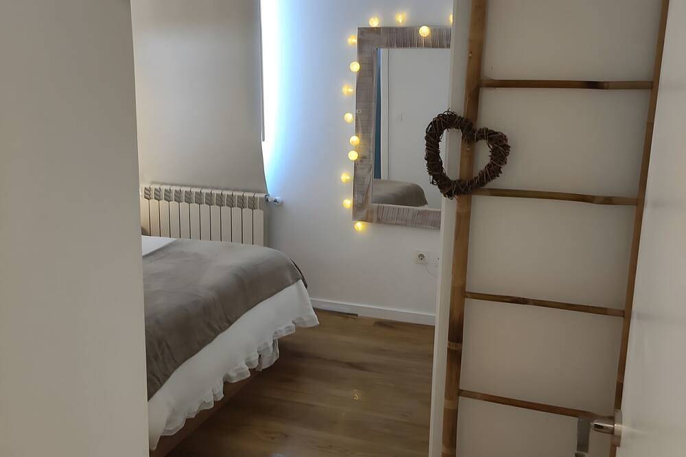 Appartamento intero, Appartamento 'Vistasur A Pie De Pista S Nevada' con Vista Montagna e Wi-Fi in Sierra Nevada Ski Resort, Monachil