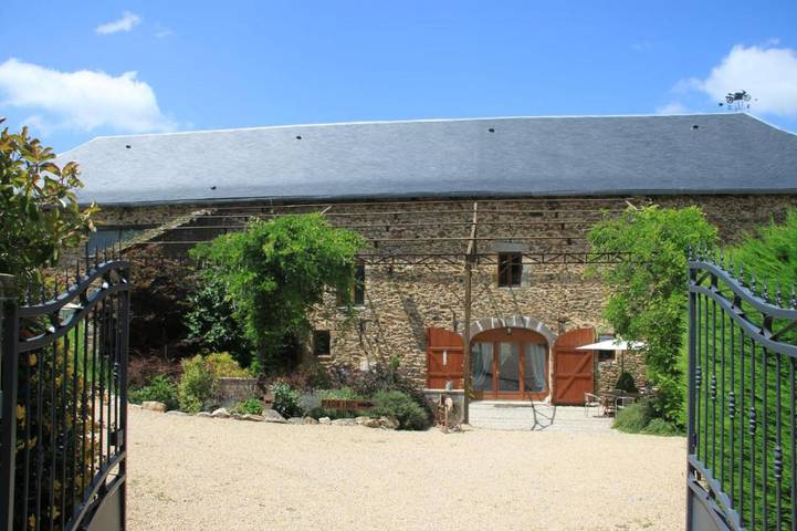 Maison de vacances pour 8 personnes, avec jardin ainsi que vue et piscine, animaux acceptés dans l' Aveyron - 4