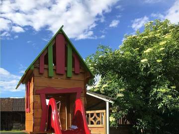Vacation Rental for 5 Guests in Neufrach, Salem, Picture 3