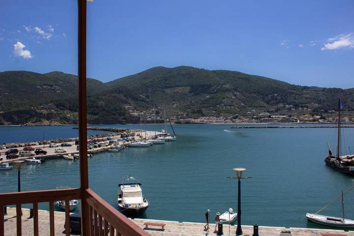 Hôtel pour 2 personnes, avec balcon ainsi que vue et vue sur le lac