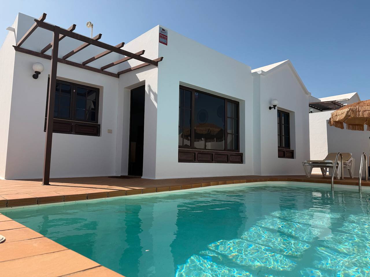 Vacation Home 'Timanfaya' with Sea View, Private Pool and Wi-Fi in Tías, Lanzarote