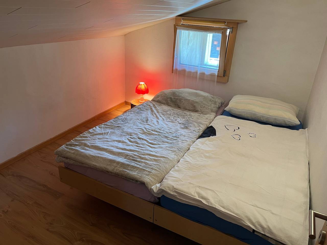Ganze Ferienwohnung, Historische Maisonette-Wohnung mit Gästekarte und Ermässigungen in Naters, Brig