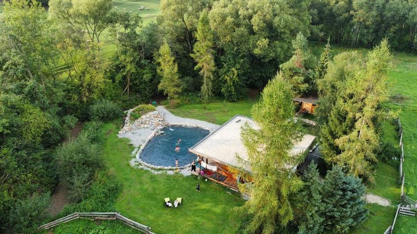 Ferienhaus für 7 Personen, mit Sauna und Pool sowie Ausblick und Garten, mit Haustier - 1