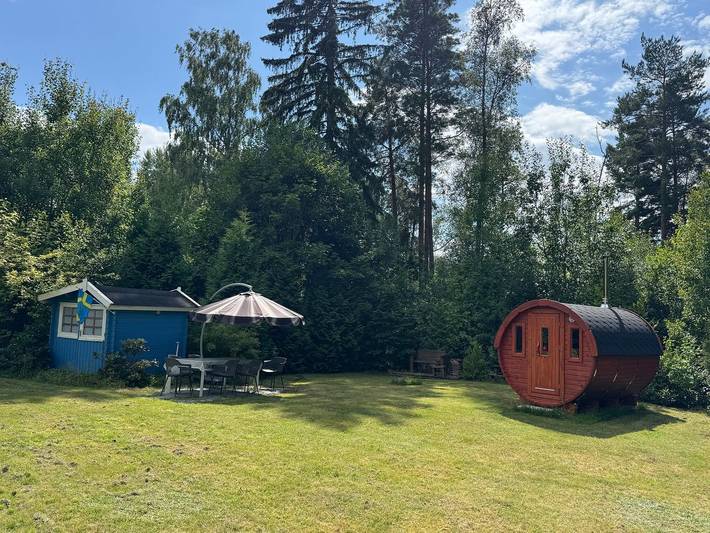 Villa Lotte – holiday home with sauna, fireplace & boat near Alsterbro, Småland in Alsterbro, Nybro