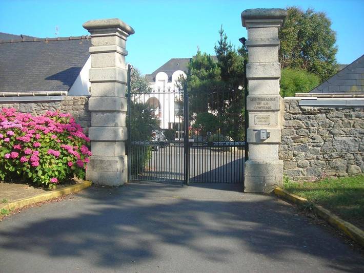 Gîte pour 6 personnes, avec Terrasse ainsi que Jardin et Vue dans Plage de la Comtesse