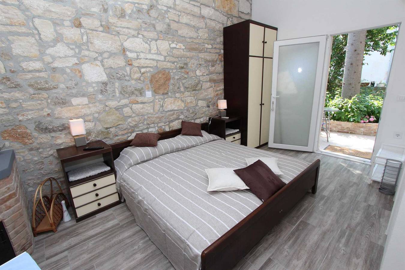 Ganze Wohnung, Santin Studiowohnung mit Terrasse in Rovinj, Rovinj und Umgebung