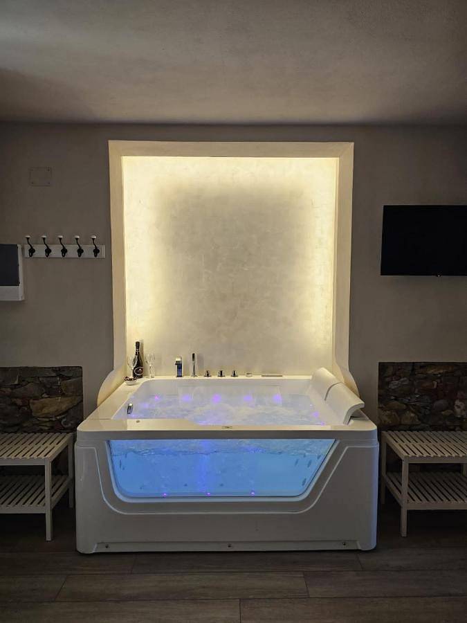 Il Tiglio Jacuzzi&Sauna in Lucca, Lucca Provinz