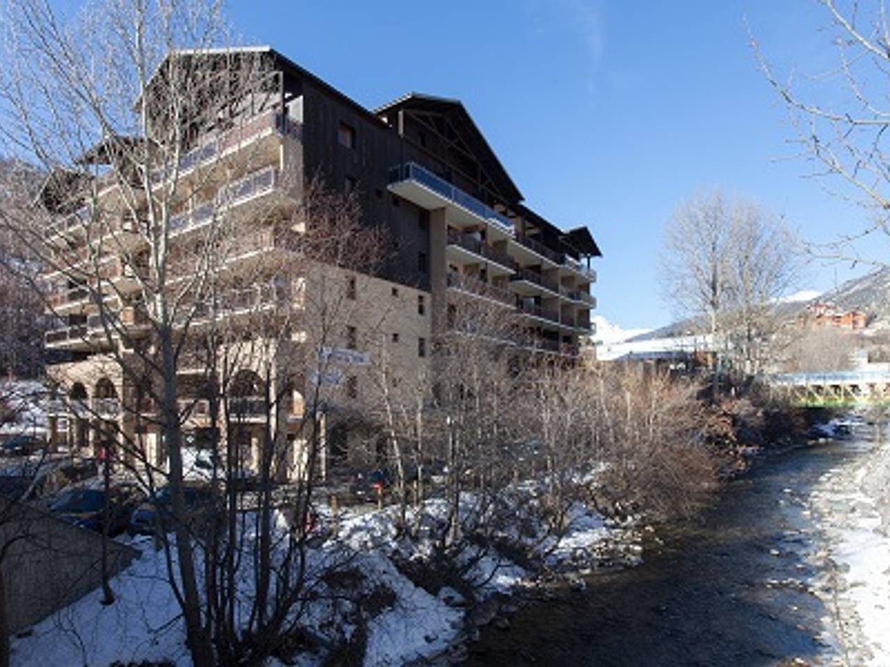 Studio entier, Studio au pied des pistes à Serre Chevalier avec coin montagne et wifi gratuit in Briançon, Serre Chevalier
