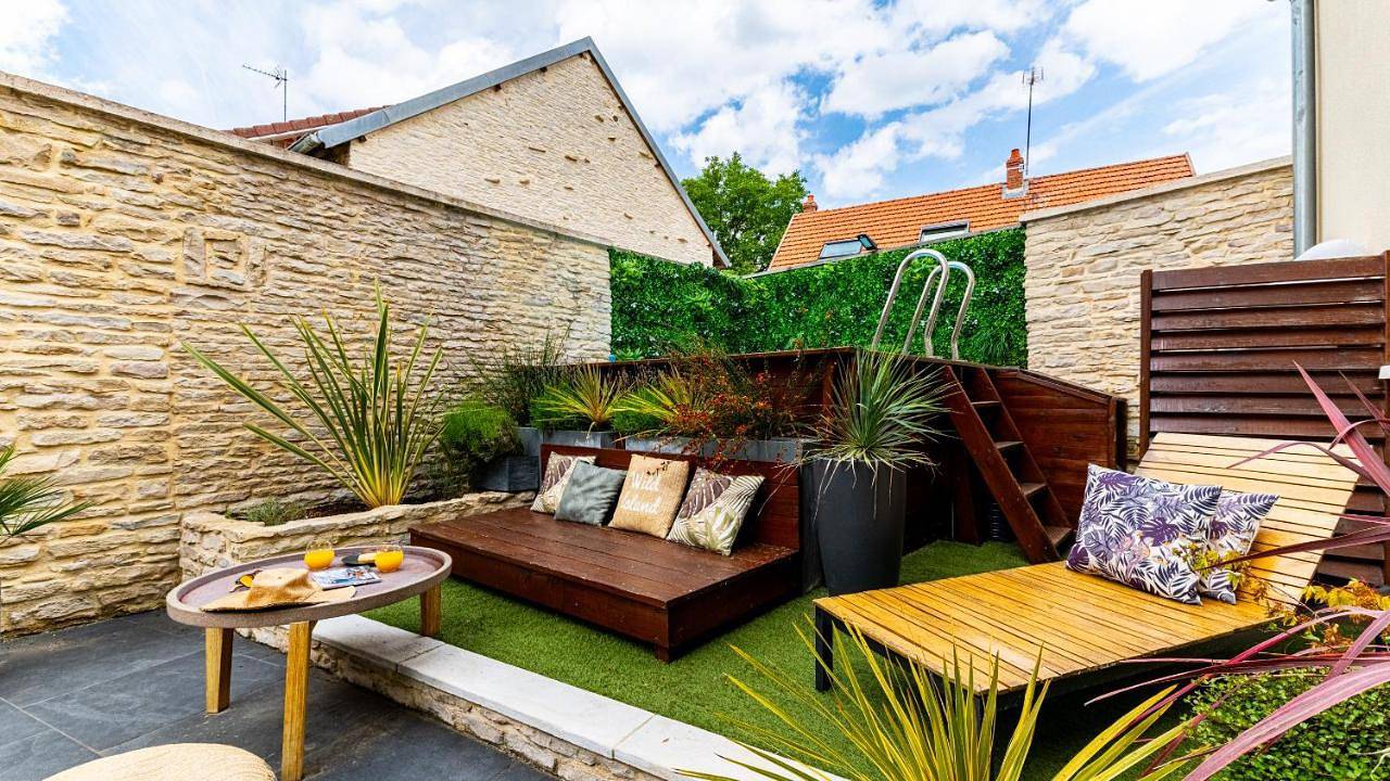 La Maison d'Ernest - Climatisée - Circuit Dijon Prenois in Prenois, Région de Dijon