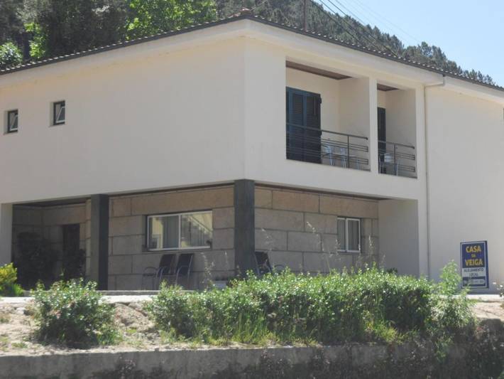 Maison d’hôte pour 3 personnes, avec jardin et vue ainsi que piscine et terrasse dans Gerês - 3
