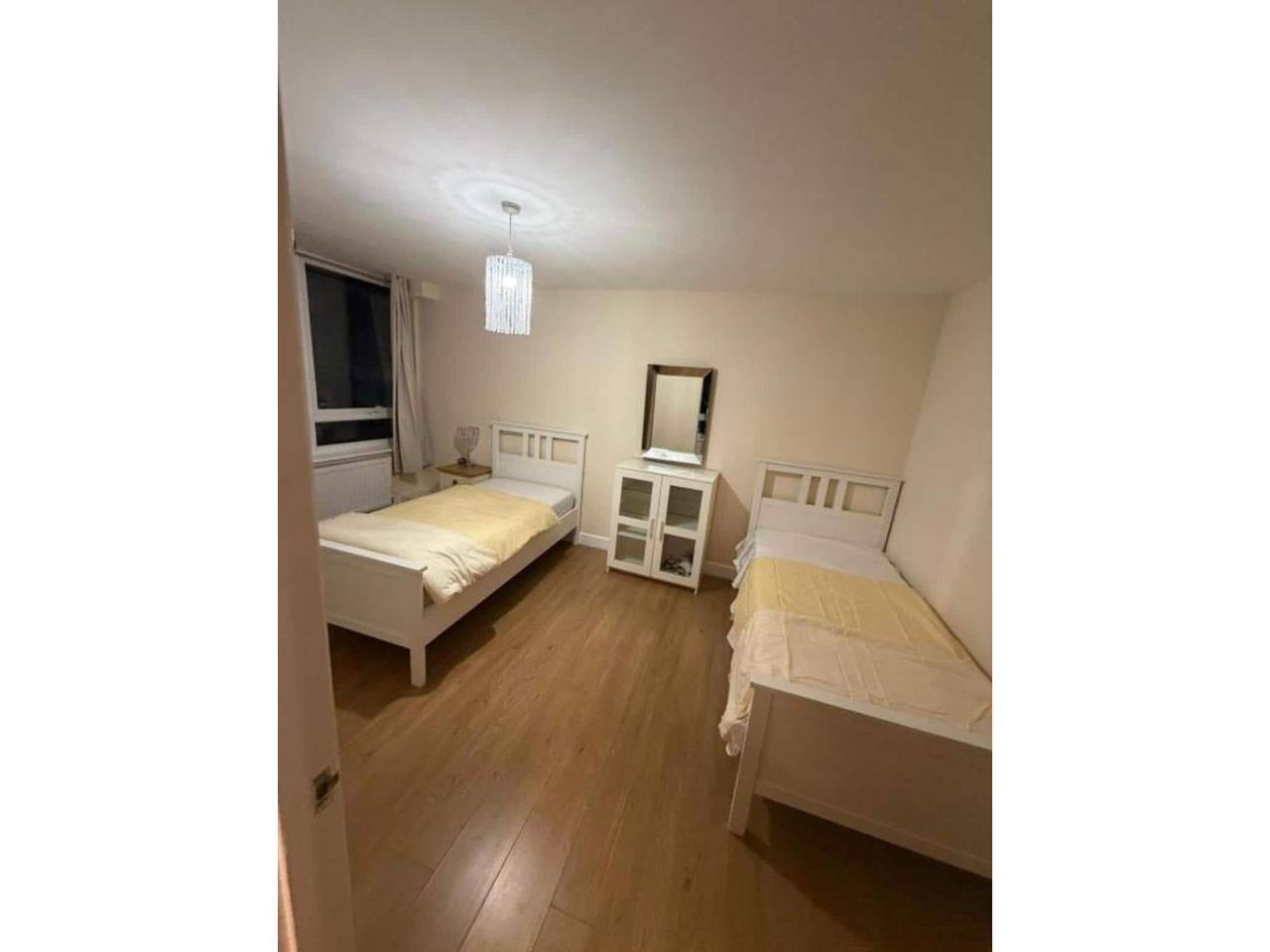 Ganze Wohnung, Standard Zweibettzimmer – Geteilt in Kent