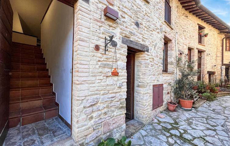 Gîte pour 5 personnes, avec terrasse à Assise - 2