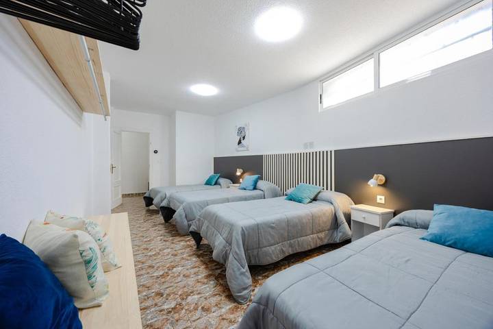 Casa rural para 12 personas, con jardín y piscina, Se admiten mascotas en Muchamiel - 2