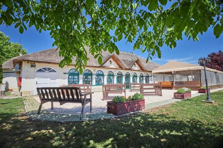 Dom gościnny dla 2 osób, z ogród i taras oraz basen, zwierzęta dozwolone - 1