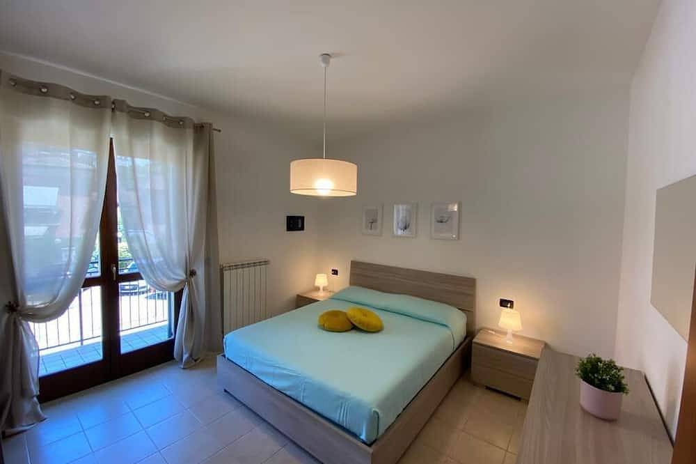 Ganze Wohnung, Giacomo Leopardi Ferienhaus in Cavaion Veronese, Gardasee-Berge