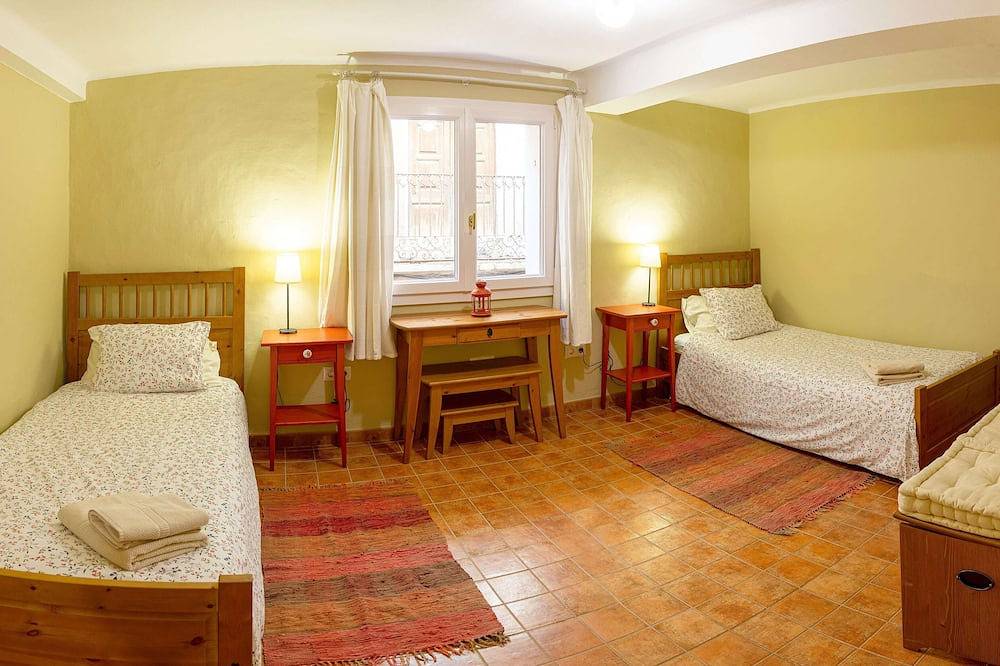 Encantadora casa rural en el Prepirineo: enoturismo y actividades outdoor. in Secastilla, Pirineo Aragonés