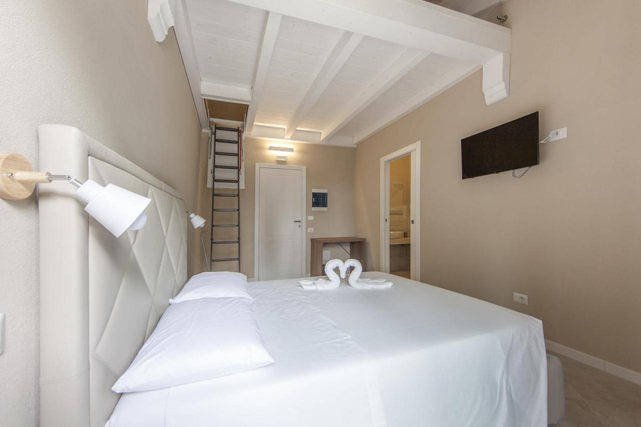 Deluxe Family Room in Camisa, Castiadas