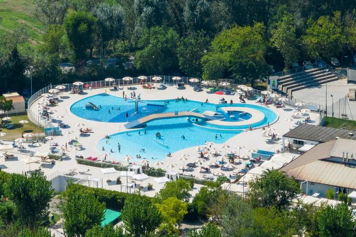 Camping für 6 Personen, mit Pool und Terrasse in Emilia-Romagna - 2