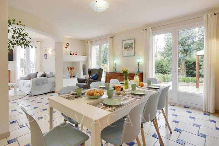 Villa pour 8 personnes, avec balcon/terrasse et piscine dans Saint-Aygulf - 3