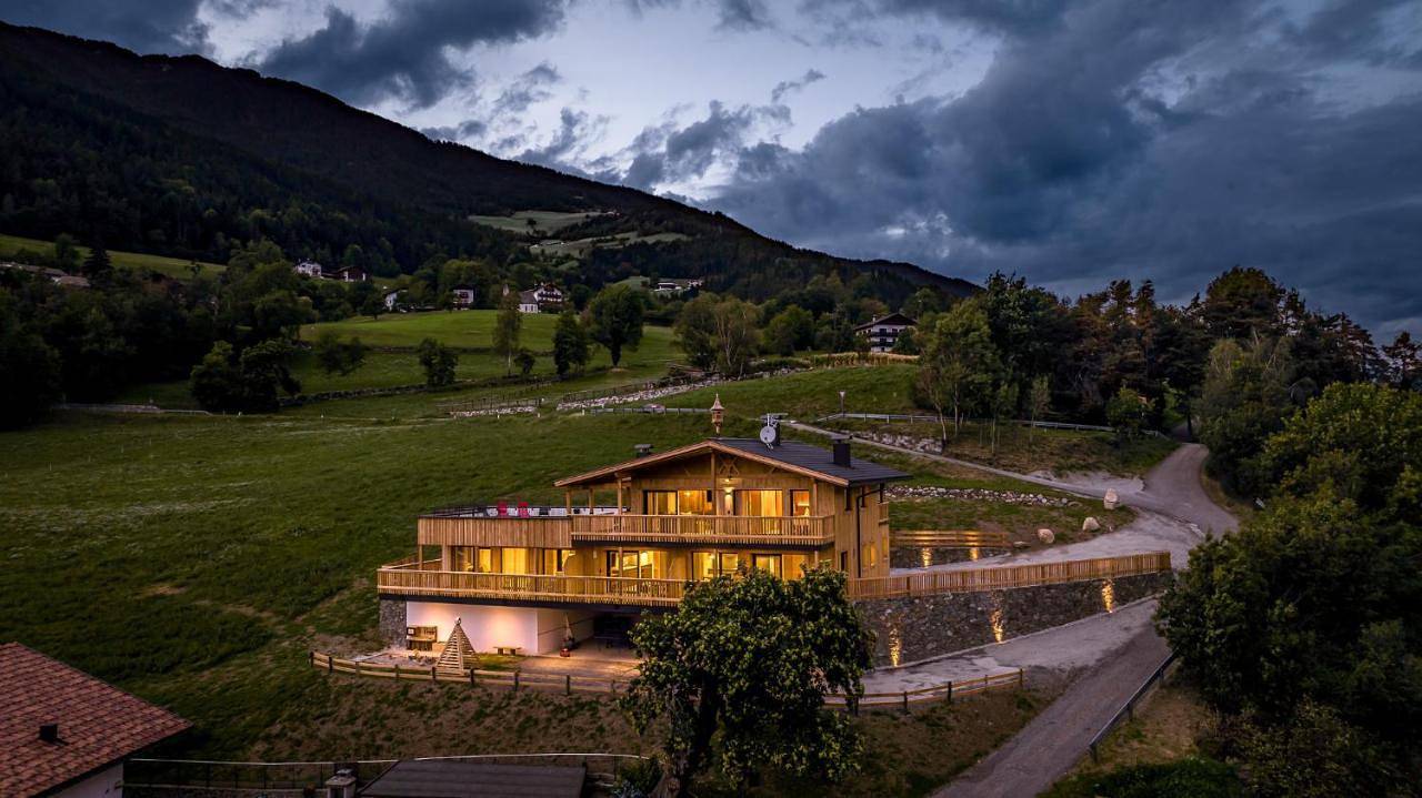 Geheel appartement, Stillehof - Ferienwohnungen auf dem Bauernhof- Südtirol in Tecelinga, Brixen
