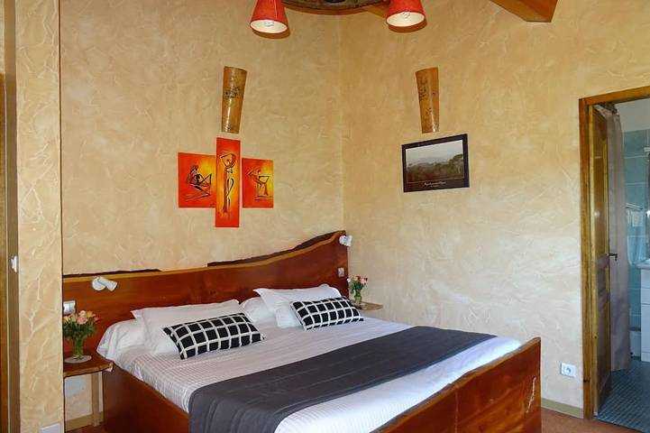 Maison d’hôte pour 3 personnes, avec piscine et jacuzzi à Roquebrune-sur-Argens - 2