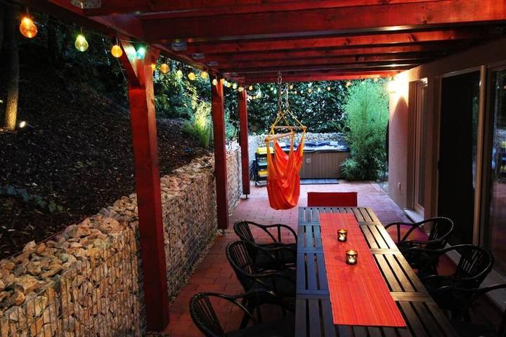 Ferienhaus für 8 Personen, mit Garten und Whirlpool