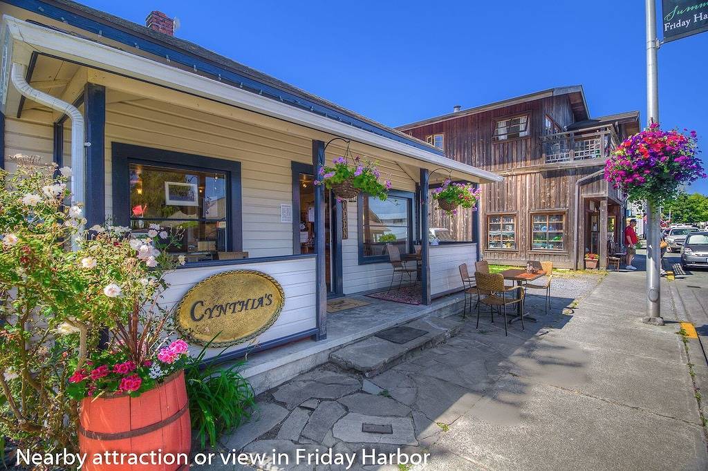 Ganze Wohnung, San Juan Suites - Wintergarten - Haustiere erlaubt (San Juan Suites Conservatory) in Friday Harbor, San Juan Island